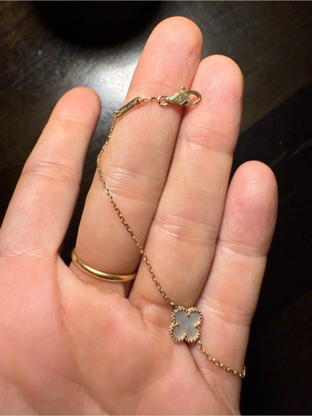 VAN CLEEF & ARPELS 18K Yellow Gold, Mother-of-pearl Sweet Alhambra Bracelet - Picture 9 of 9